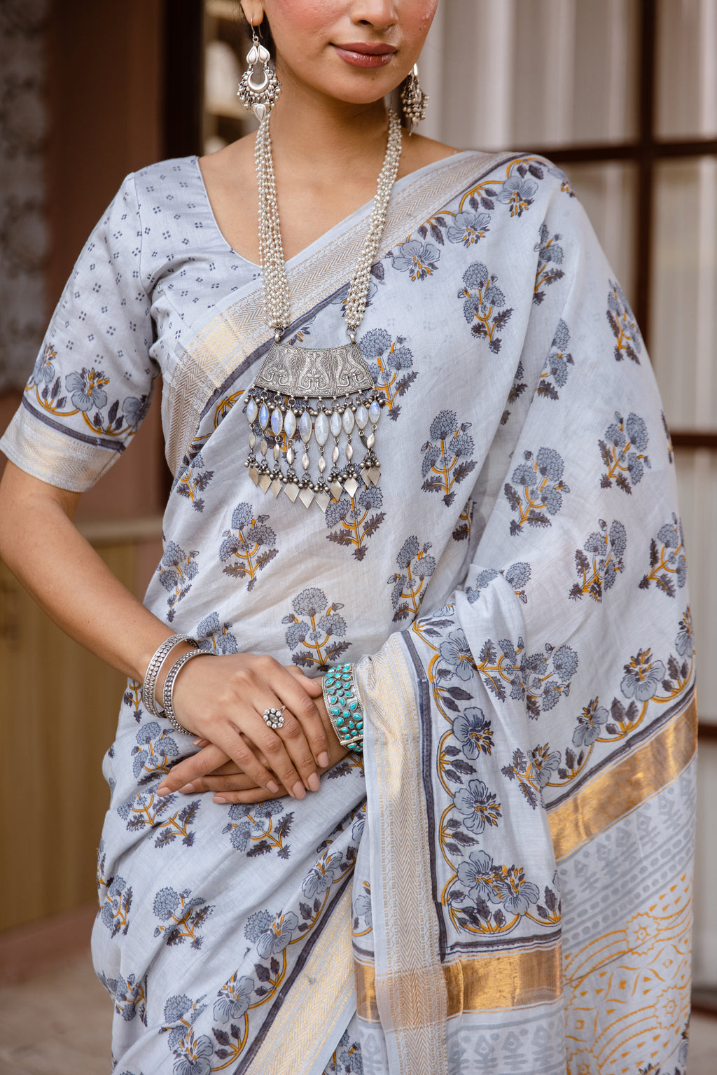 white printed slik saree